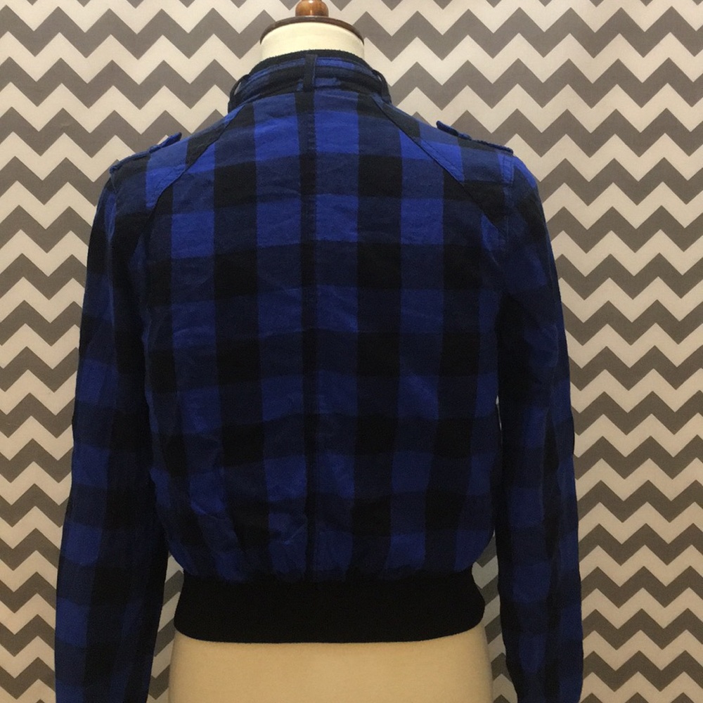 Jacket fully lined‎ size large Forever 21 - Picture 5 of 7